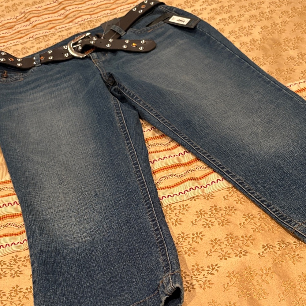 NWT Apt. 9 Blue Cropped Jeans with Decorative Belt, Bootcut, Mid-Rise, 14P